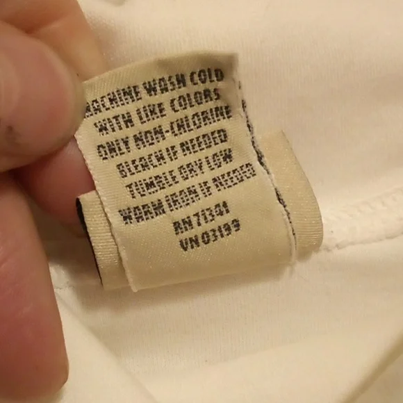 LL Bean White Long Sleeve Shirt - Size Small - Picture 6 of 7